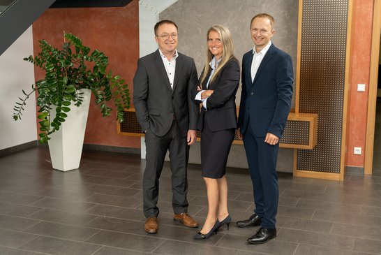 Geschäftsführung SGS Industrial Services Christian Gittmaier, Sandra Ponsold, Andreas Hofinger (vlnr)